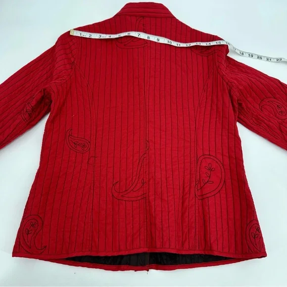 Chicos Jacket Womens 0 US Sz S 4 Red Paisley Quilted Cotton Buttons READ - Picture 6 of 11